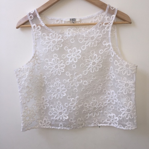 BB Dakota Organza Flower Embroidered Cropped Top - Picture 3 of 10
